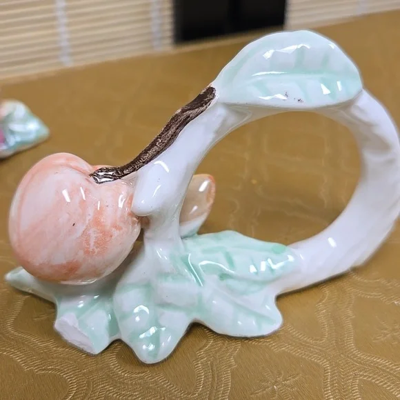 Colorful Ceramic Napkin Rings Set - Picture 3 of 11